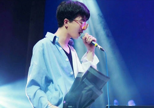 与妆 with makeup lyrics 歌词 with pinyin by li chang chao 李常超