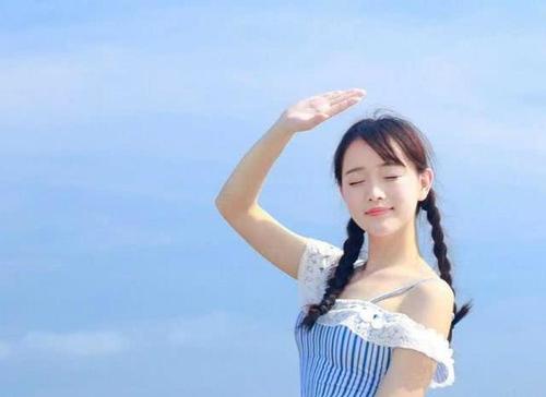 Nv Ren Ye Hen Lei 女人也很累 Women Are Tired, Too Lyrics 歌詞 With Pinyin By Xi Mi Qi 西米淇