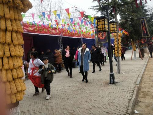 Chun Jie Wo Yao Hui Jia 春节我要回家 I'm Going Home For The Spring Festival Lyrics 歌詞 With Pinyin By Wang Hai Gao Ge 望海高歌
