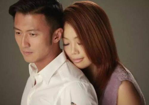 Yu Hu Die 玉蝴蝶 Jade Butterfly Lyrics 歌詞 With Pinyin By Rong Zu Er 容祖儿 Joey Yung、Xie Ting Feng 谢霆锋 Nicholas Tse