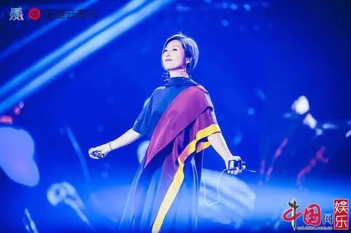 Feng Ya Jian 风雅笺 Elegant Paper Lyrics 歌詞 With Pinyin By Guo Feng Ji 国风集、Yang Qian Hua 杨千嬅 Miriam Yeung