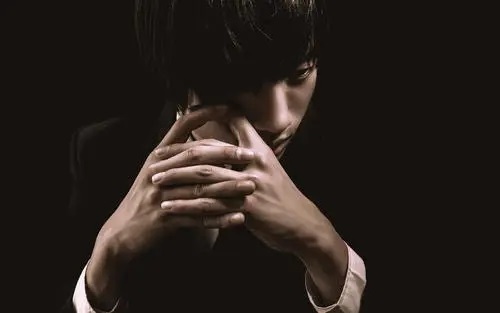 Wo Men Dou Shi Mo Sheng Ren 我们都是陌生人 We Are All Strangers Lyrics 歌詞 With Pinyin By Xue Yan Jie 薛艳杰