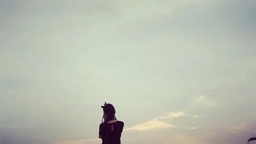 Kan Bu Qing De Gan Qing 看不清的感情 Invisible Feelings Lyrics 歌詞 With Pinyin By Qing Qing 倾晴