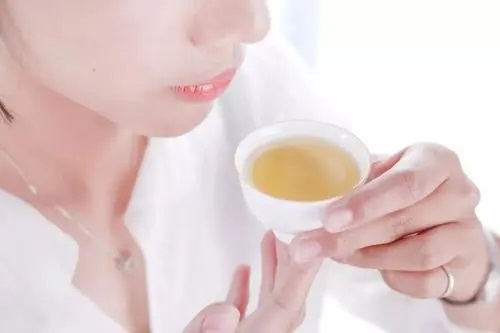 Yin Cha Xian 饮茶先 Drink Tea First Lyrics 歌詞 With Pinyin By Li Mu Bai 李慕白