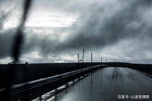 Feng Yu Lv Tu 风雨旅途 Stormy Journey Lyrics 歌詞 With Pinyin By Yu Zhong Bai He 雨中百合