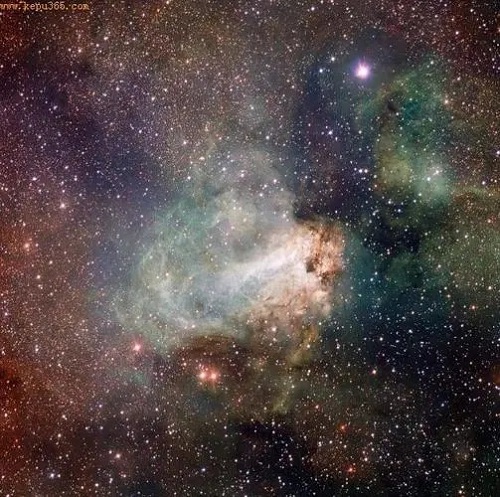 Xing Yun 星云 Nebula Lyrics 歌詞 With Pinyin By Luo Tao 骆涛