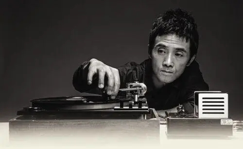 Ji Yi Chi Tang 记忆池塘 Lyrics 歌詞 With Pinyin By Zhang Chu 张楚 Zhang Chu